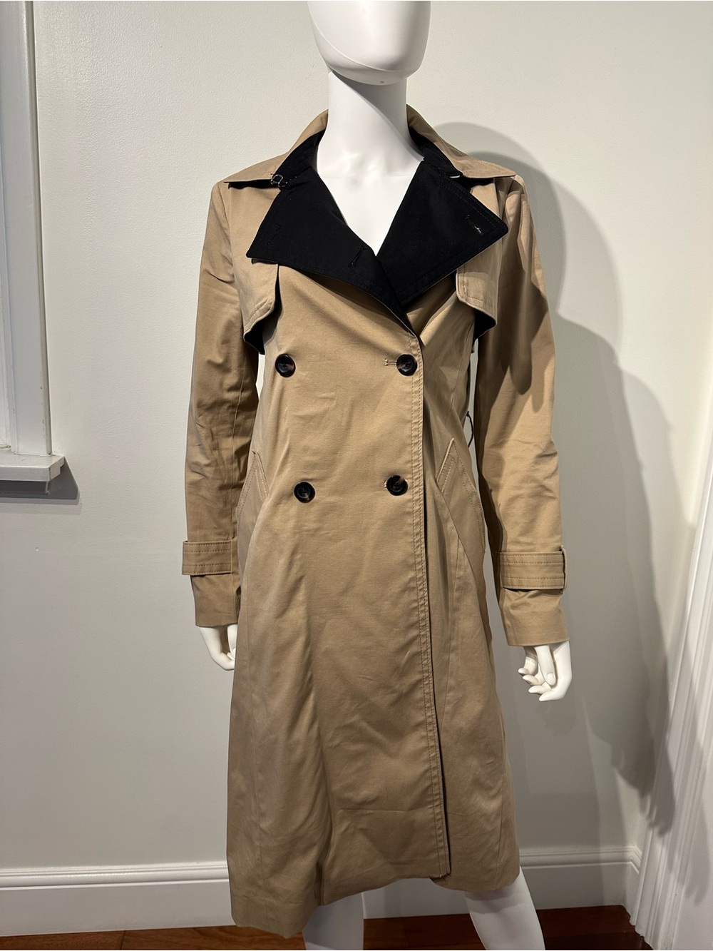 Ann Taylor Double-Breasted Trench Coat – XS – Beige & Black